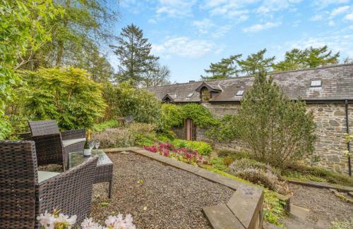 Felindre Casa | Tractor shed