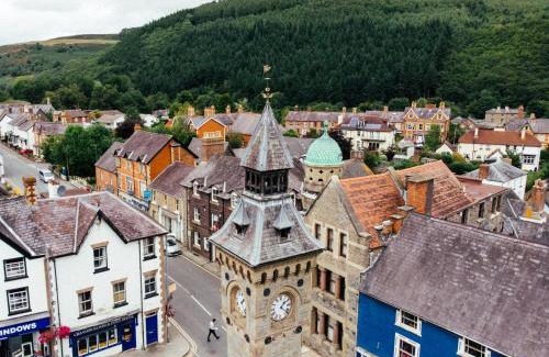 Felindre Casa | Tractor shed