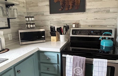 Bruno Casa | Trade City Lights for Starry Nights!- hike by day and stargaze by night