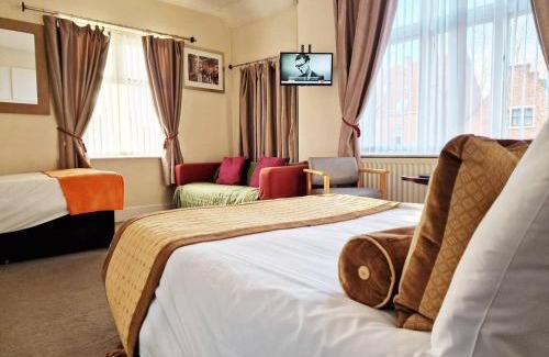 Norwich Apartamento | Tradesmen Inn 3-br 6-beds & Gated Parking