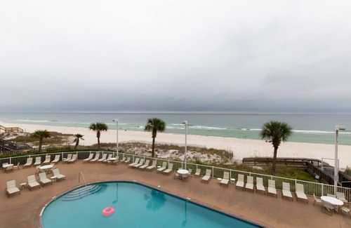 Orange Beach Condominio | Tradewinds Condos by Hosteeva