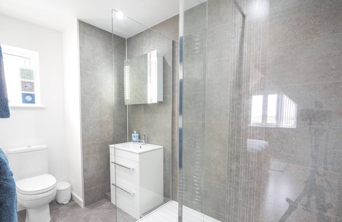 Gwbert Casa | Tradewinds, Gwbert - Four Bedroom House, Sleeps 8