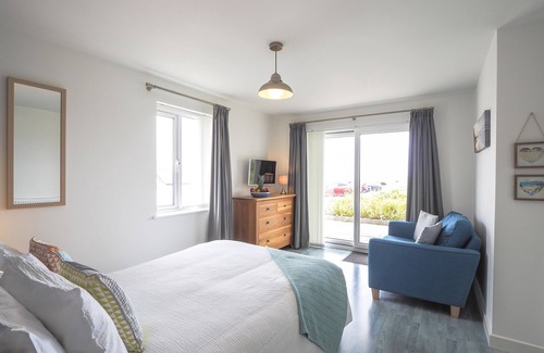 Gwbert Casa | Tradewinds, Gwbert - Four Bedroom House, Sleeps 8