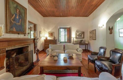 Chacras de Coria Casa | Tradicional Casona de época, opcional desayuno