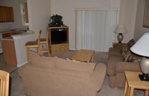 Regal Palms Casa | Traditional 4 Bed 3.5 Bath Townhome