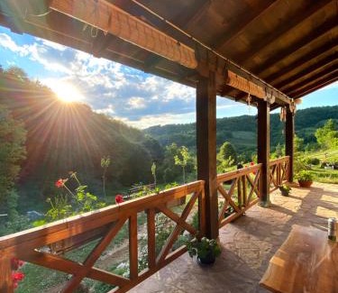 North Macedonia Casa | Traditional Cottage - Vila Samovila