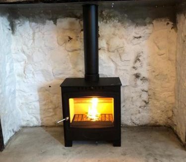 Wark Casa | Traditional cottage with brand new Woodburner