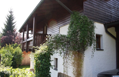 Goldegg Villa | Casa de campo tradicional en Goldegg con sauna