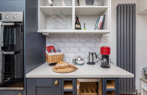 Ampleforth Cabaña | Traditional Country Cottage - Pet Friendly