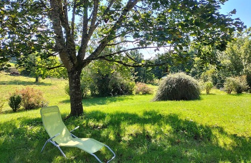 Issendolus Casa | Traditional Lot cottage