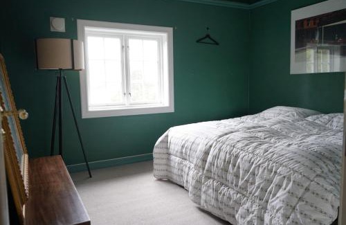 Fana Villa | Traditional Norwegian Villa, Bay view and boat