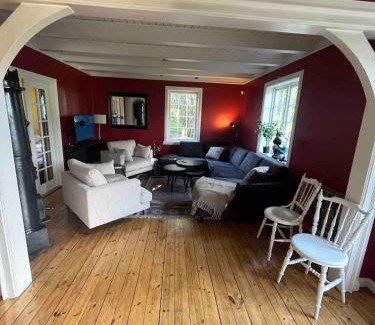 Fana Villa | Traditional Norwegian Villa, Bay view and boat