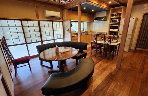 Soeda Casa | Traditional Samurai Experience! Samurai Manner Tea House w/real Hinoki bath.