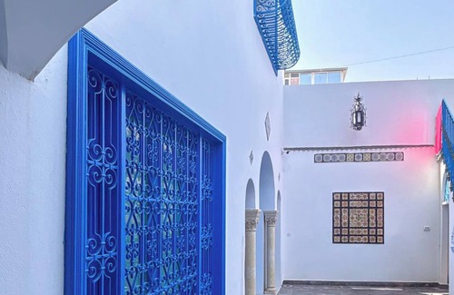 Hammamet Casa | Traditional Villa with Courtyard & Artisanal Details near the Beach