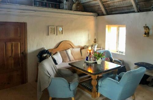 Loderup Casa | Traditionell Skånelänga Nära Sandhammarens Strand