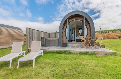Gwbert Cabaña | Traeth Pod - UK46077