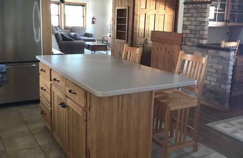 Munising Casa | TRAIL ACCESSIBLE! GREAT LOCATION! 5 MINUTES TO TRAIL SYSTEM!