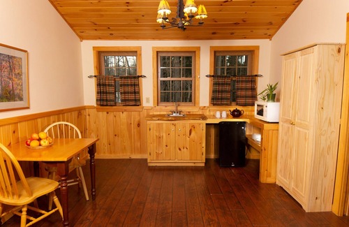 Keene Valley Cama Y Desayuno | Trail's End Inn