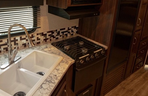 Tateyama Cabina | TRAILERB Villa with bathtub Plan for 2 people only / Tateyama Chiba