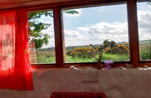 Mynachlogddu Cabaña | Trallwyn Bach estudio con encanto Cottage en Pembs Nat Pk por el antiguo StoneCircle