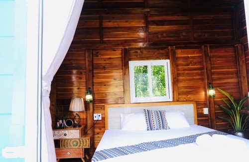 Hoa Lu Hotel | Trang An Lamia Bungalow