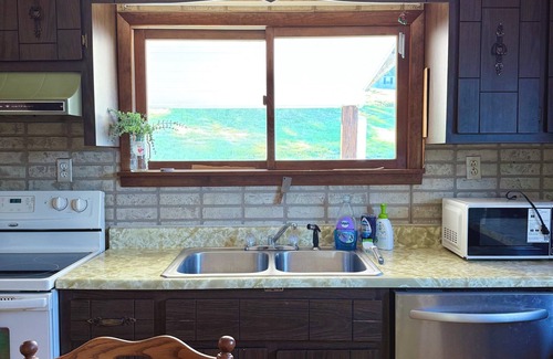 South Connellsville Casa | Tranquil 2-bedroom house with WiFi in Connellsville