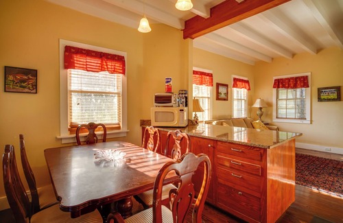 Houma Casa | Tranquil Bayou Country Home w/ Pond: 8 Mi to Houma