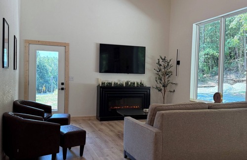 Jasper Cabina | Tranquil cabin with AC in charming Jasper