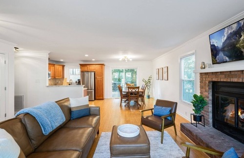 Cary Casa | Tranquil Cary Hideaway- Mins to Downtown/Wake Med/NC State ...Newly Furnished!