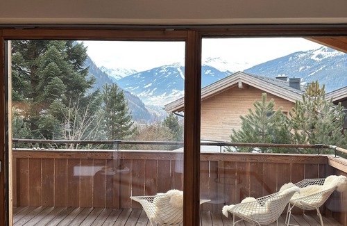 Bouvet Island Chalet De Esquí | Tranquil Chalet with Mountain Views