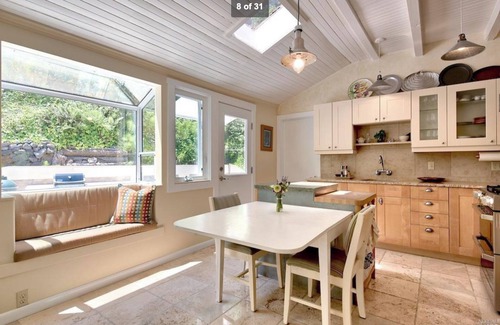 Point Reyes Station Casa | Tranquil & charming 2-bedroom home & WiFi in Inverness next to National Seashore