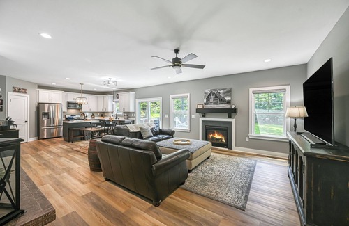 Partlow Cabaña | Tranquil craftsman hideaway on 2 secluded acres