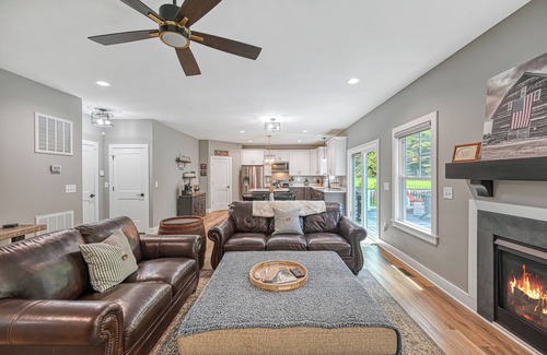 Partlow Cabaña | Tranquil craftsman hideaway on 2 secluded acres