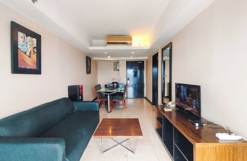 Braga Apartamento | Tranquil Designed 2Br At Braga City Walk Apartment