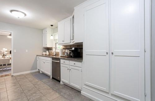 East Cobb Casa | Tranquil Forest in the heart of Roswell