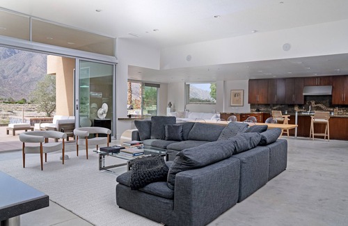 Palm Springs Casa | Tranquil Gated & Private Palm Springs Compound with Breathtaking Mountain Views