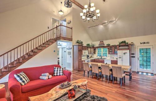 Gerton Casa | Tranquil Hendersonville Cabin with Mountain Views!