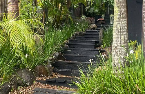Terranora Casa | Tranquil holiday home. Short drive to wedding & event venues. Child Friendly