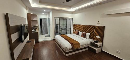 Shimla Hotel | Tranquil Inn Mashobra