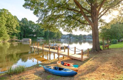 Mount Mourne Apartamento | Tranquil Lakefront Carriage House with Dock