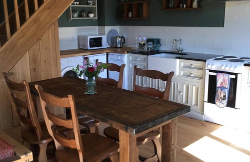 Llanfyllin Casa | Granero convertido aislado en el corazón del medio rural de Gales.