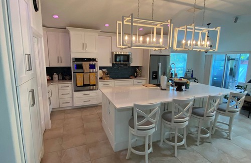 The Villages Casa | Tranquil SPA Retreat 3-bedroom house w golf cart in The Villages