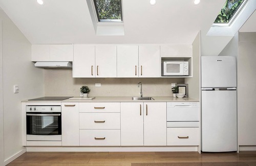 Naremburn Casa | Tranquil Studio - St Leonards - NBN01