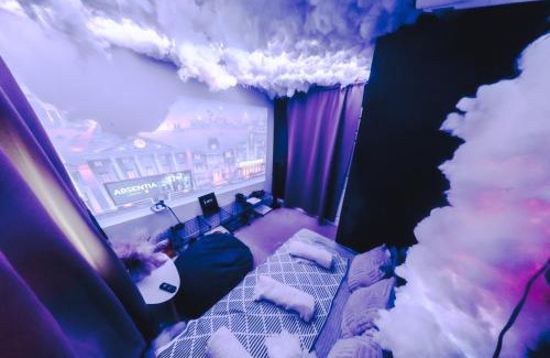 Coldharbour Apartamento | TranquilHaus! 3BR Retreat with Spa Saunas, Hot Tub & Garden Cinema