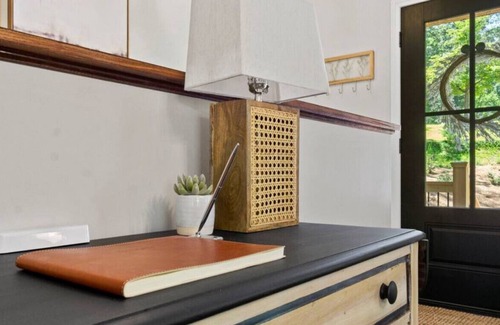 Greenville - Spartanburg Casa | Tranquility on the Lake- Greenville Lakehouse!