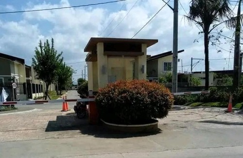 Santo Tomas Apartamento | Transient with bedroom near Padre Pio Church