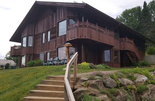 Moscow Casa | Trapp Family Lodge-2 BR guest house. Enjoy peak leaf season!