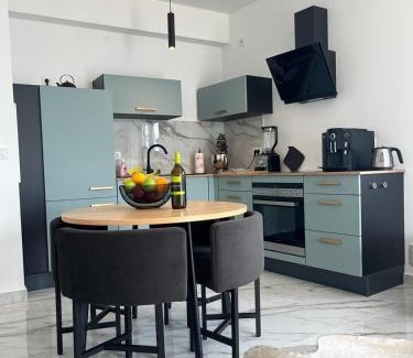 Denovici Apartamento | traumhaftes Apartment mit Meerblick in der Bucht von Kotor