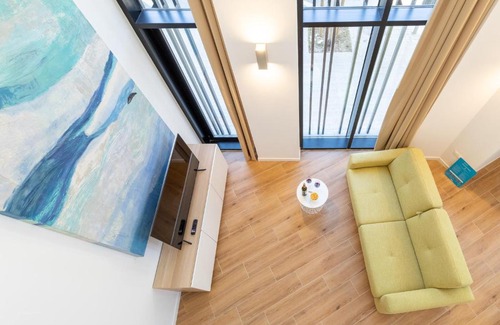 Penya-roja Apartamento | Travel Habitat Alameda Suites.