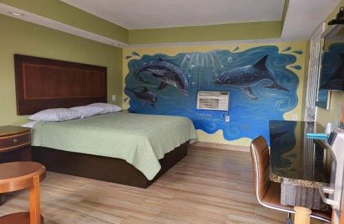 Riviera Beach Hotel | Travel Inn of Riviera Beach